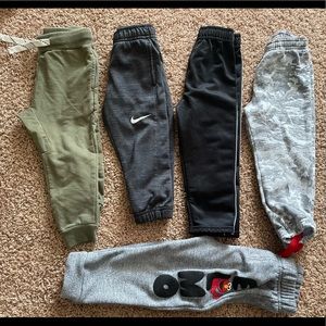 Set of boys 2t joggers/pants